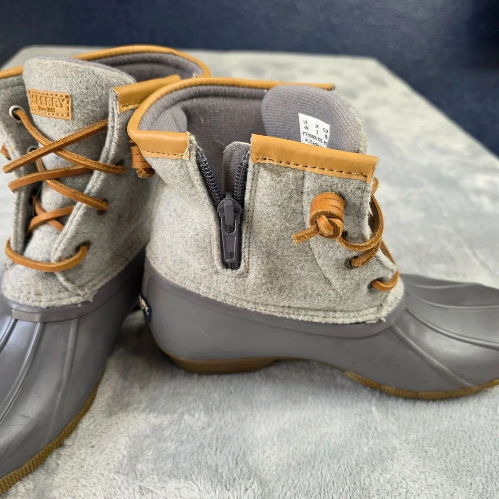 Sperry youth saltwater